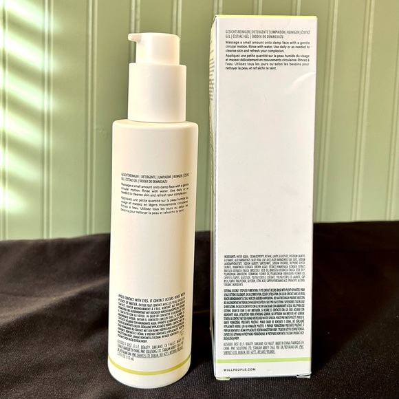 NIB W3LL People Juice Cleanse Soothing Aloe Face Cleanser - Picture 4 of 8